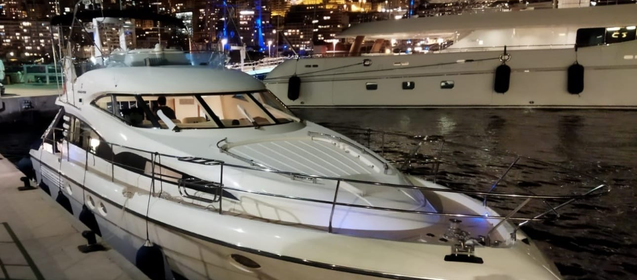 Fairline Squadron 52 gallery image